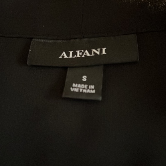Afani Basic Black Blouse - Picture 7 of 9